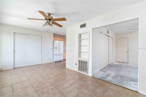 Condo in Clearwater, Florida, 2 bedrooms № 2143408 - photo 14