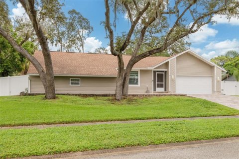 Villa ou maison à vendre à Palm Harbor, Floride: 4 chambres, 191.01 m2 № 1907712 - photo 7