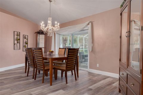 Villa ou maison à vendre à Palm Harbor, Floride: 4 chambres, 191.01 m2 № 1907712 - photo 10