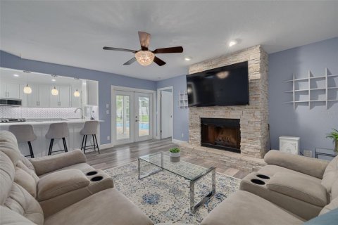 Villa ou maison à vendre à Palm Harbor, Floride: 4 chambres, 191.01 m2 № 1907712 - photo 18