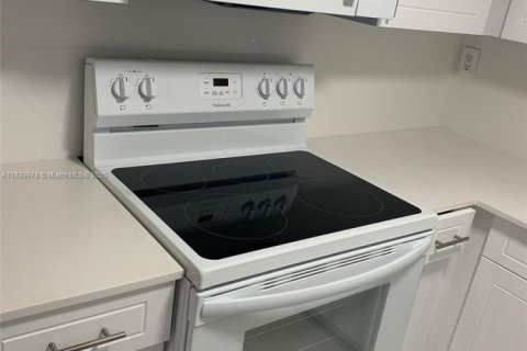 Appartement à louer à Coral Springs, Floride: 2 chambres, 81.75 m2 № 1830699 - photo 20