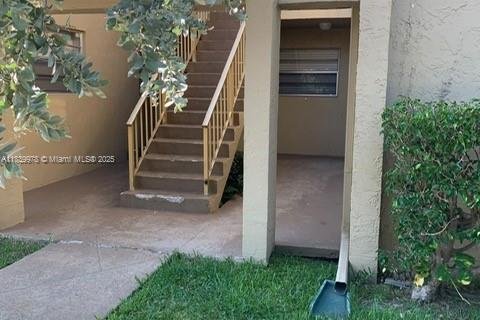 Appartement à louer à Coral Springs, Floride: 2 chambres, 81.75 m2 № 1830699 - photo 1