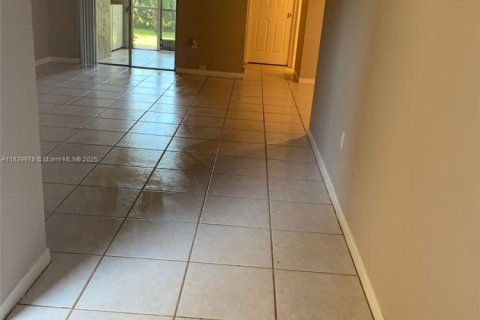 Appartement à louer à Coral Springs, Floride: 2 chambres, 81.75 m2 № 1830699 - photo 6