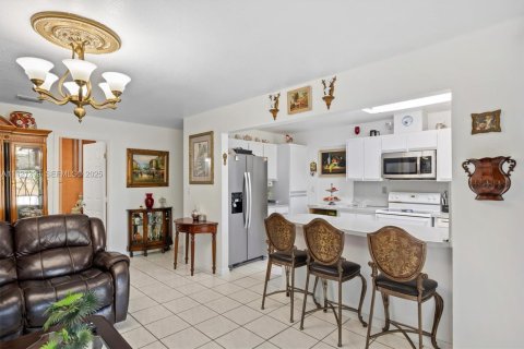 Villa ou maison à vendre à Homestead, Floride: 4 chambres, 186.73 m2 № 1976660 - photo 12