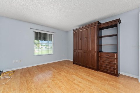 House in The Villages, Florida 2 bedrooms, 114.46 sq.m. № 1775033 - photo 28