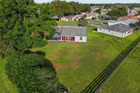 House in The Villages, Florida 2 bedrooms, 114.46 sq.m. № 1775033 - photo 2