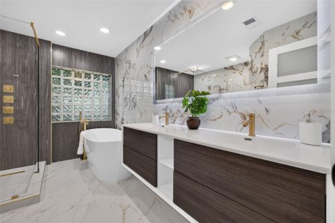 Villa ou maison à vendre à Saint Petersburg, Floride: 4 chambres, 241.36 m2 № 2296716 - photo 25