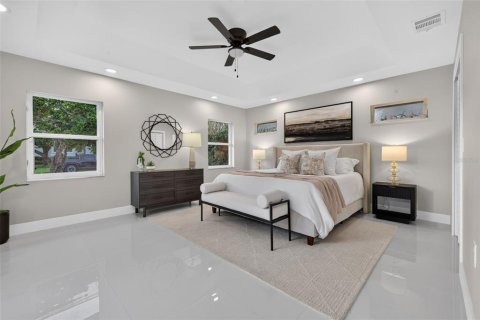 Villa ou maison à vendre à Saint Petersburg, Floride: 4 chambres, 241.36 m2 № 2296716 - photo 23