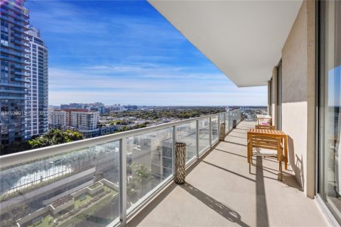 Condo in Miami, Florida, 2 bedrooms  № 2089317 - photo 4