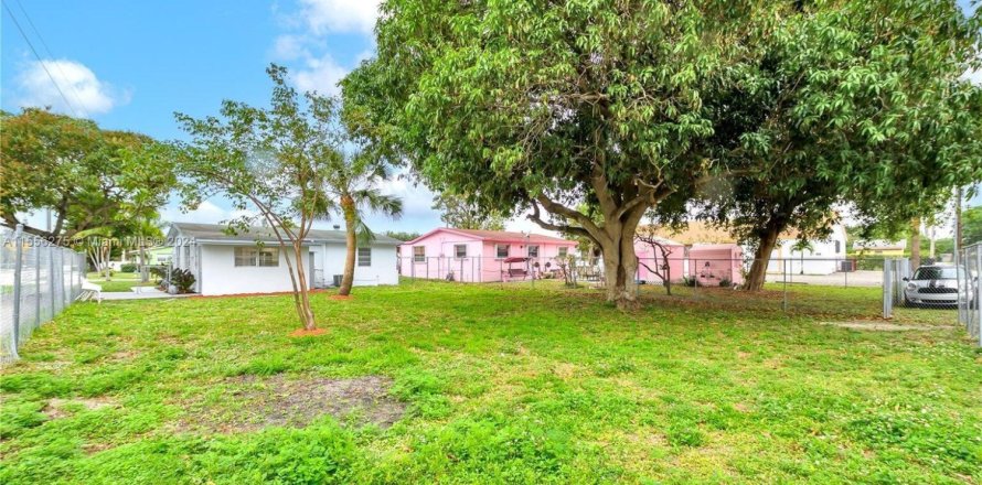 Casa en Delray Beach, Florida 3 dormitorios, 94.2 m2 № 1210559