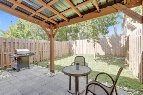 House in Homestead, Florida 3 bedrooms, 123.65 sq.m. № 1779755 - photo 11