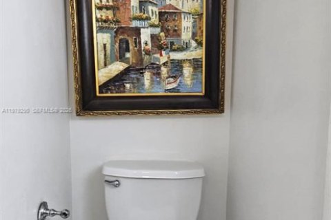 House in Tamarac, Florida 2 bedrooms, 89.37 sq.m. № 2046732 - photo 20