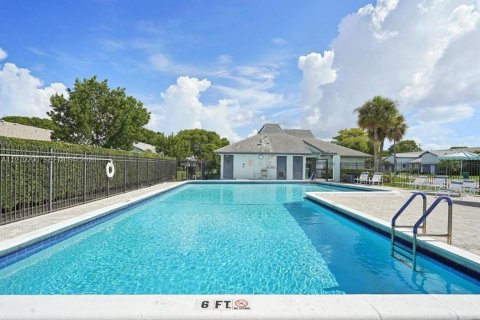 House in Tamarac, Florida 2 bedrooms, 89.37 sq.m. № 2046732 - photo 21