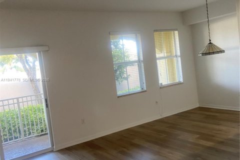 Appartement à Doral, Floride 3 chambres, 112.13 m2 № 1999009