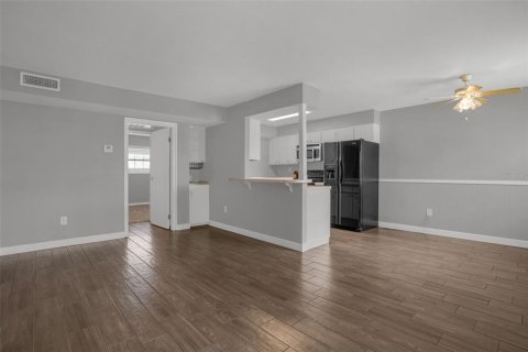 Copropriété à louer à Orlando, Floride: 1 chambre, 58.71 m2 № 2406551 - photo 4
