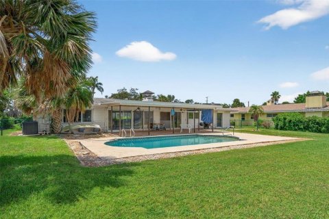 Terreno en venta en Sarasota, Florida № 1895002 - foto 12