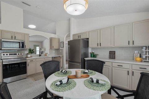 House in Palm Coast, Florida 4 bedrooms, 159.61 sq.m. № 1833359 - photo 18
