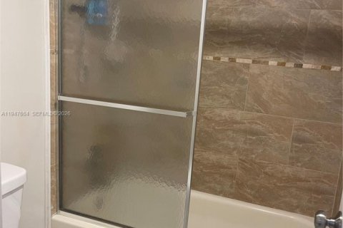 Condominio en venta en Aventura, Florida, 2 dormitorios, 101.82 m2 № 2182391 - foto 8