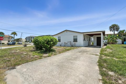 Commercial property in Daytona Beach, Florida 3 bedrooms, 133.78 sq.m. № 1866386 - photo 30
