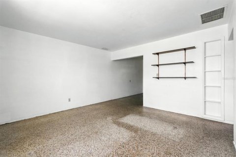 Commercial property in Daytona Beach, Florida 3 bedrooms, 133.78 sq.m. № 1866386 - photo 6