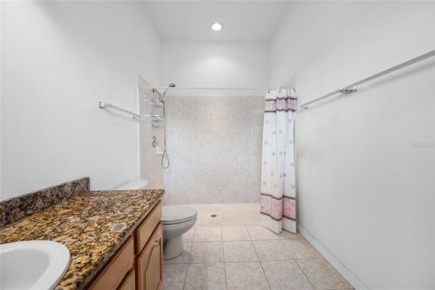 House in Tampa, Florida 6 bedrooms, 410.81 sq.m. № 2226250 - photo 26