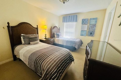 House in Kissimmee, Florida 6 bedrooms, 326.27 sq.m. № 1824565 - photo 15