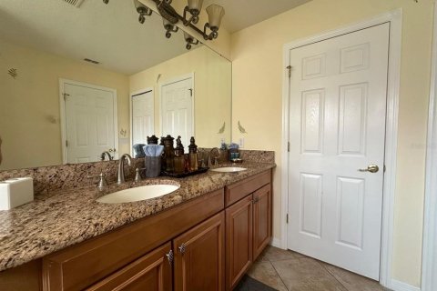 House in Kissimmee, Florida 6 bedrooms, 326.27 sq.m. № 1824565 - photo 28