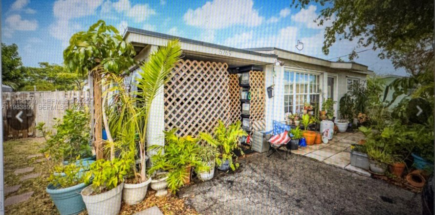 Villa ou maison à Margate, Floride 2 chambres, 80.27 m2 № 2045579