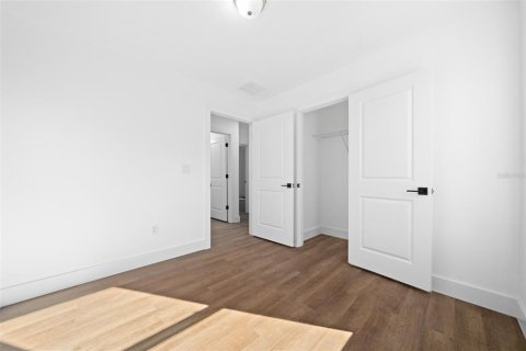 Casa en venta en Weeki Wachee, Florida, 3 dormitorios, 93.65 m2 № 1874049 - foto 4