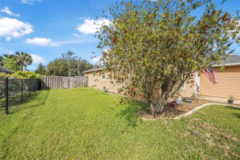 House in Palm Coast, Florida 3 bedrooms, 118.45 sq.m. № 1723309 - photo 21