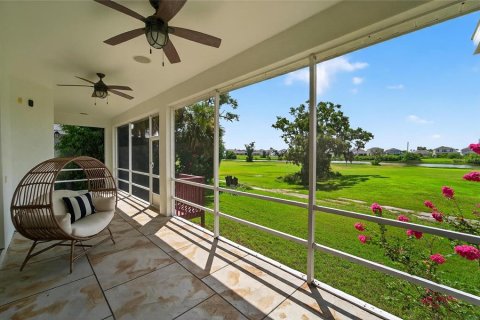 Casa en venta en Apollo Beach, Florida, 4 dormitorios, 328.22 m2 № 1820486 - foto 3