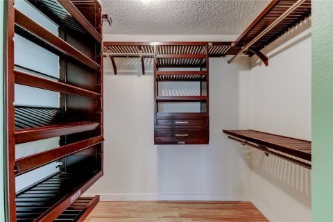 Casa en venta en Oldsmar, Florida, 3 dormitorios, 171.31 m2 № 2156150 - foto 25