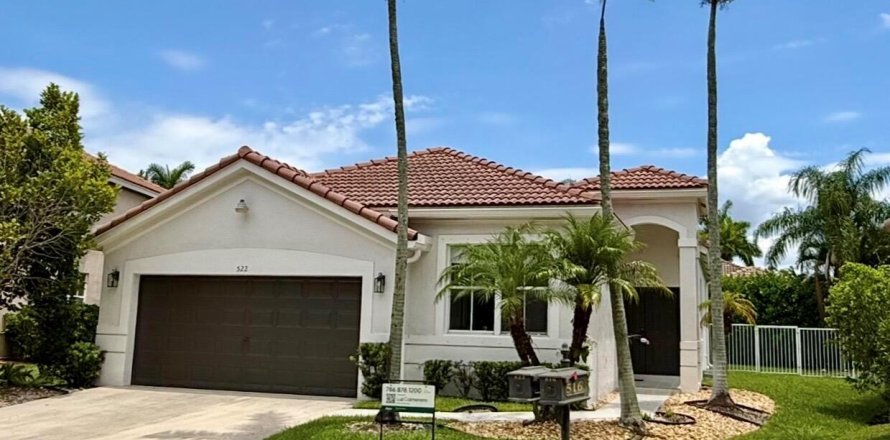 Villa ou maison à Weston, Floride 3 chambres, 154.4 m2 № 2082970