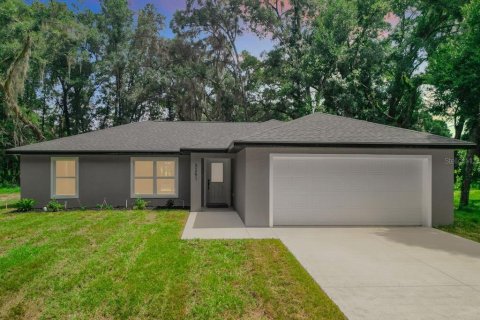 House in Williston, Florida 3 bedrooms, 129.69 sq.m. № 2218415