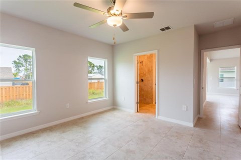 House in Lehigh Acres, Florida 4 bedrooms, 167.5 sq.m. № 1565735 - photo 10