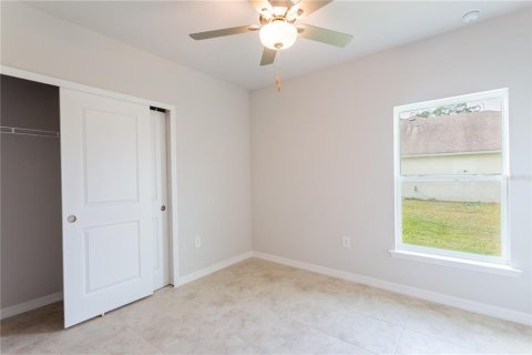 House in Lehigh Acres, Florida 4 bedrooms, 167.5 sq.m. № 1565735 - photo 15