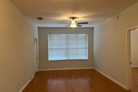 Condominio en alquiler en Orlando, Florida, 2 dormitorios, 97.55 m2 № 1820645 - foto 6