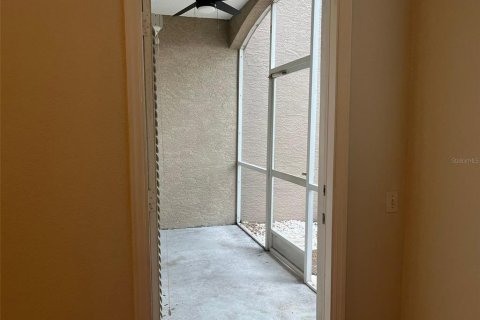 Condominio en alquiler en Orlando, Florida, 2 dormitorios, 97.55 m2 № 1820645 - foto 21