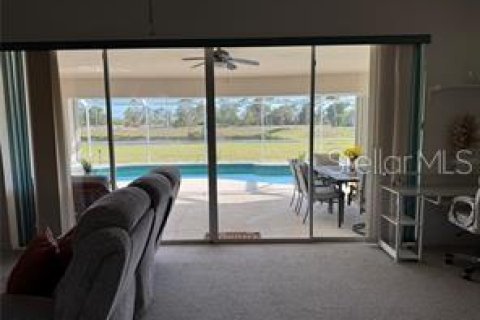 House in Rotonda, Florida 3 bedrooms, 167.41 sq.m. № 2115649 - photo 19