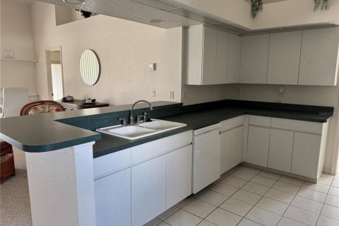 House in Rotonda, Florida 3 bedrooms, 167.41 sq.m. № 2115649 - photo 17
