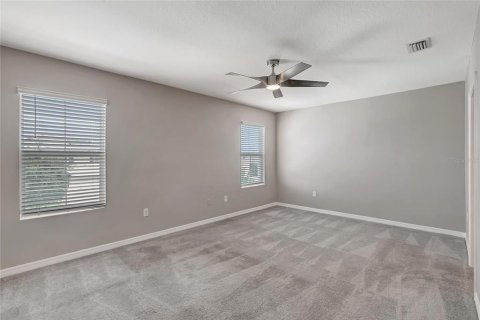 House in Wimauma, Florida 5 bedrooms, 234.3 sq.m. № 2121635 - photo 28