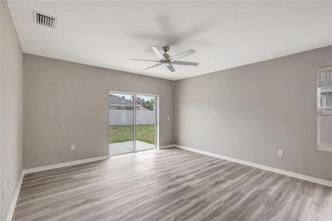 House in Wimauma, Florida 5 bedrooms, 234.3 sq.m. № 2121635 - photo 10