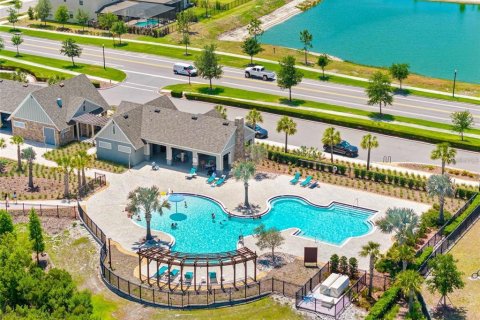 House in Fish Hawk, Florida 5 bedrooms, 319.77 sq.m. № 2427392 - photo 28