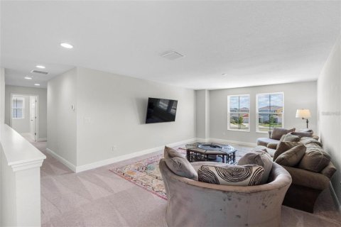 House in Fish Hawk, Florida 5 bedrooms, 319.77 sq.m. № 2427392 - photo 13