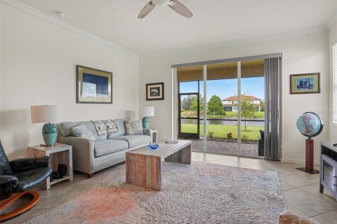 Villa ou maison à vendre à Bradenton, Floride: 3 chambres, 145.95 m2 № 2396829 - photo 3