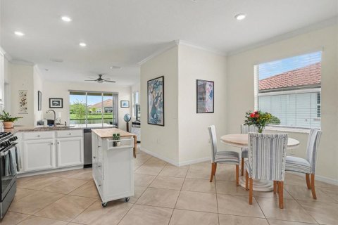 Villa ou maison à vendre à Bradenton, Floride: 3 chambres, 145.95 m2 № 2396829 - photo 5