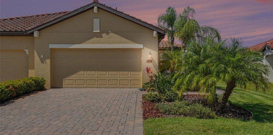 Villa ou maison à Bradenton, Floride 3 chambres, 145.95 m2 № 2396829