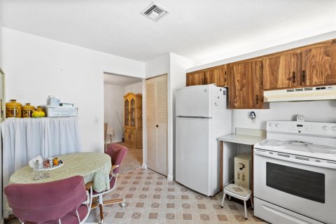 Купить кондоминиум в Сент-Луси, Флорида 6 комнат, 118.91м2, № 2083351 - фото 19