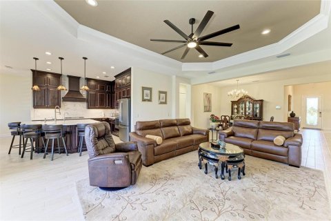 Casa en venta en Bradenton, Florida, 4 dormitorios, 267.09 m2 № 1521448 - foto 2
