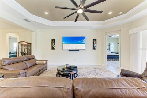 Casa en venta en Bradenton, Florida, 4 dormitorios, 267.09 m2 № 1521448 - foto 11